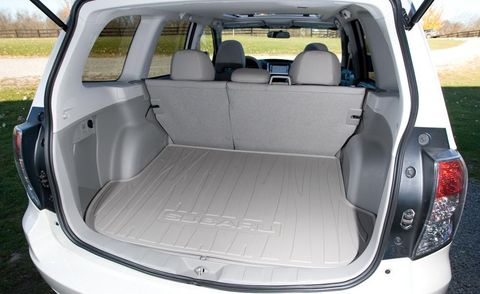 2010 subaru forester 25xt limited luggage compartment
