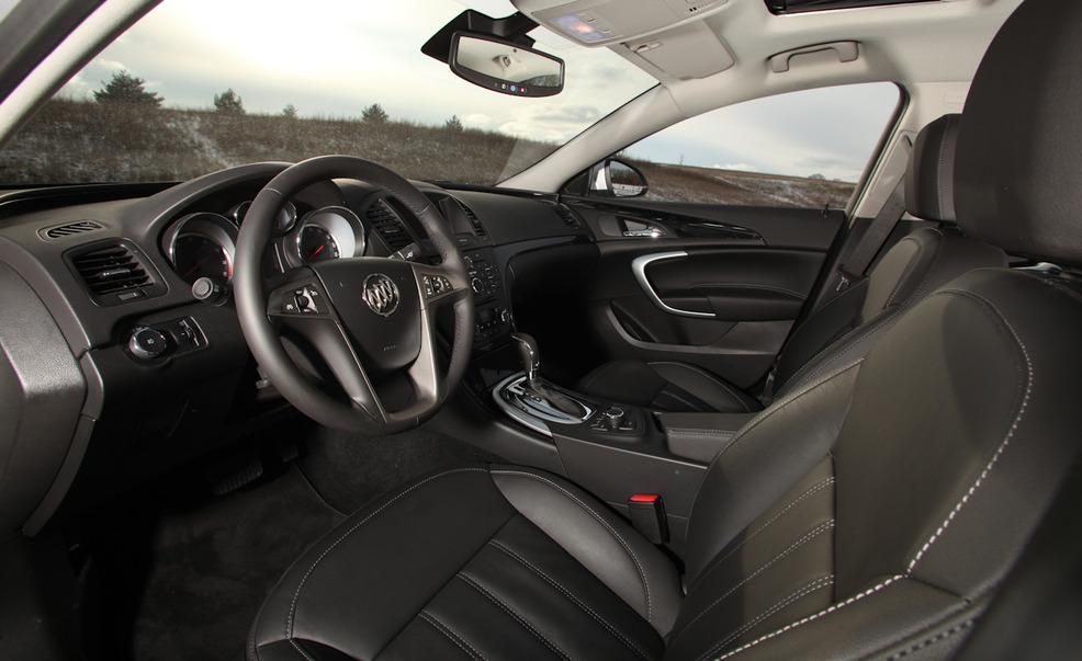File:2018 Buick Regal Sportback 360 Interior (262574975).jpeg - Wikipedia