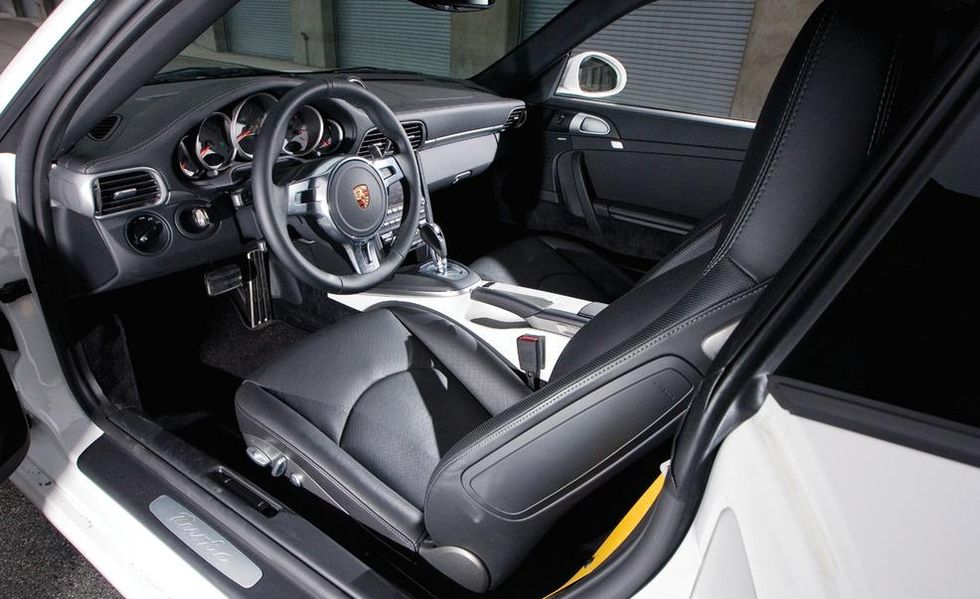 2010 porsche 911 turbo coupe interior