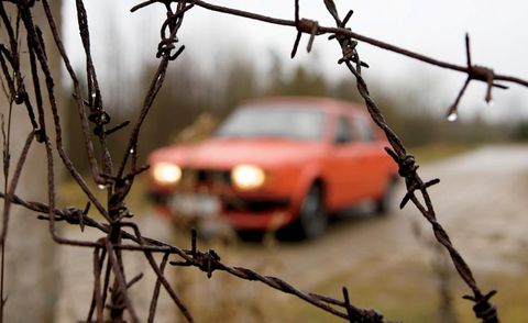 Wire fencing, Branch, Barbed wire, Twig, Iron, Fence, Wire, Rust, Classic car, Mesh, 