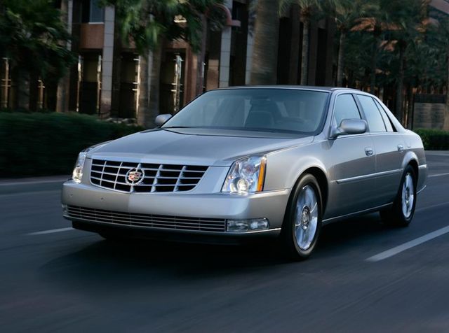 Land vehicle, Vehicle, Car, Luxury vehicle, Cadillac dts, Motor vehicle, Full-size car, Sedan, Grille, Mid-size car, 