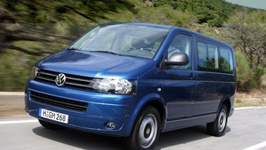Volkswagen T5 Multivan Van/Kleinbus in Blau gebraucht in Bad Lippspringe  für € 11.499