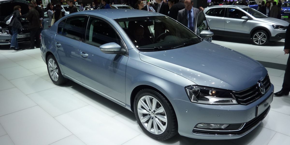 Volkswagen Passat News: 2011 Euro VW Passat Debuts – Car and