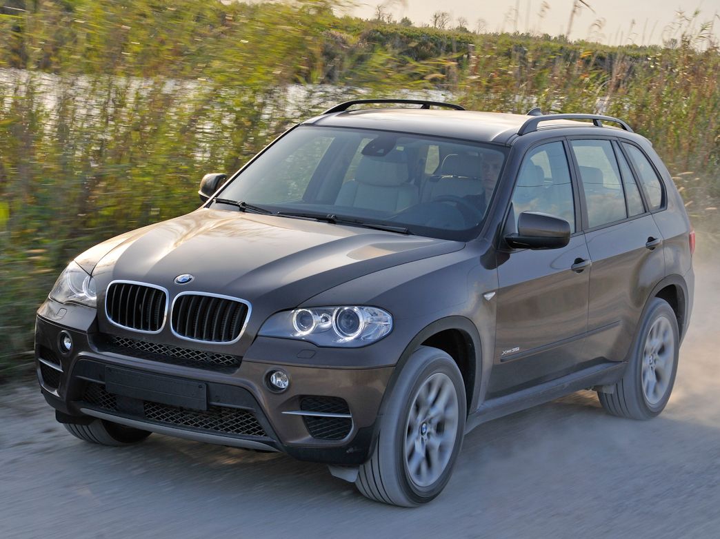 BMW X5 Review: 2011 BMW X5 xDrive35i Road Test – Car and Driver