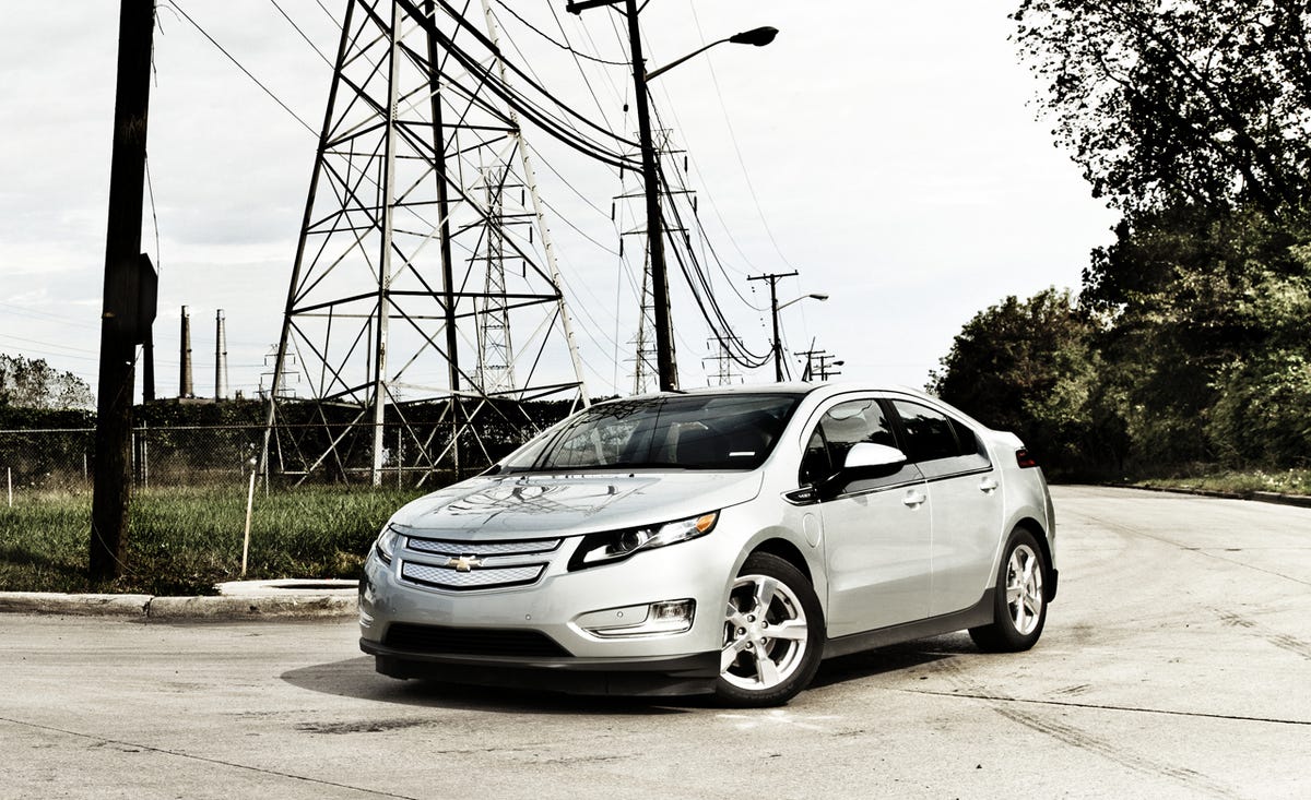 2017 Chevrolet Volt Test 8211 Review Car And Driver