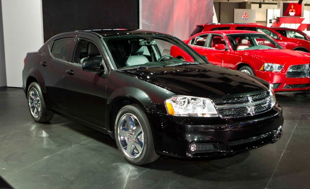 Dodge Avenger News: 2011 Dodge Avenger Official Photos and Info – Car  and Driver