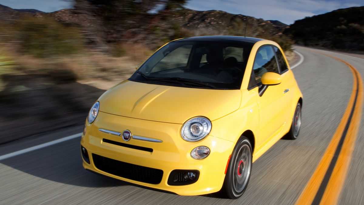 2012 Fiat 500 Drive: Fiat 500 Review – Car and Driver