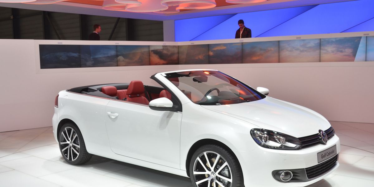 hebzuchtig Ruim enz 2012 Volkswagen Golf Cabriolet Debuts &#8211; News &#8211; Car and Driver