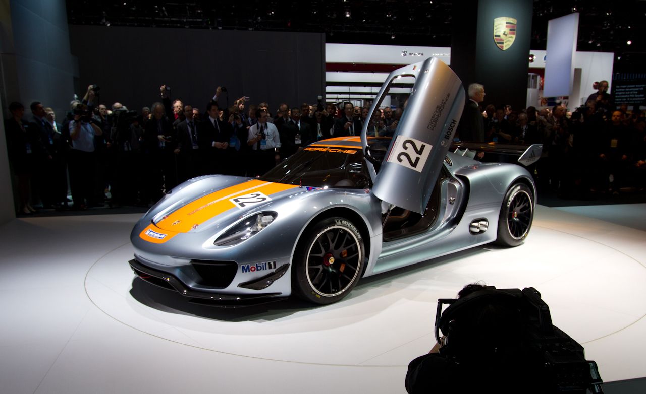 Porsche 918 RSR Concept Debuts: Porsche 918 Spyder News – 