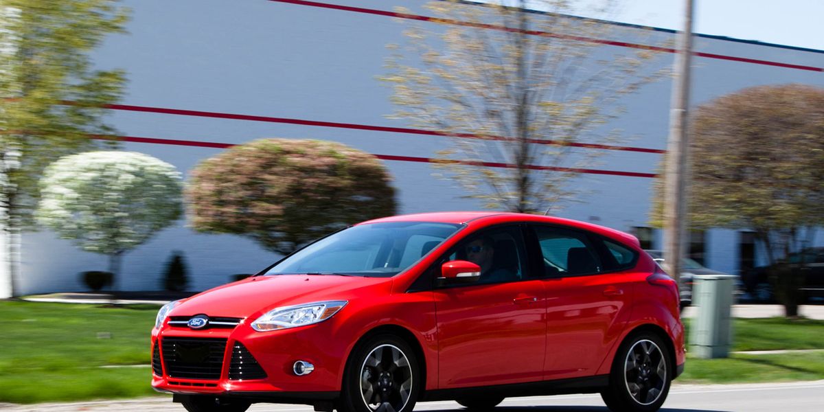 Ford Focus Manual Hatchback Test &#8211; Review &#8211; Car and Driver