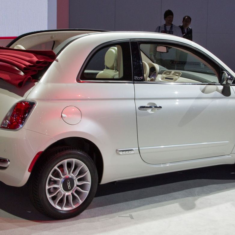 Plons Korst Maand 2012 Fiat 500C Convertible Photos and Info &#8211; News &#8211; Car and  Driver