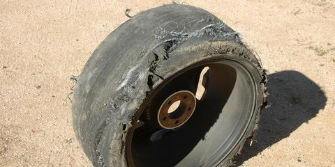 Automotive tire, Rim, Automotive wheel system, Synthetic rubber, Tread, Auto part, Tire care, Circle, Rolling, Shadow, 