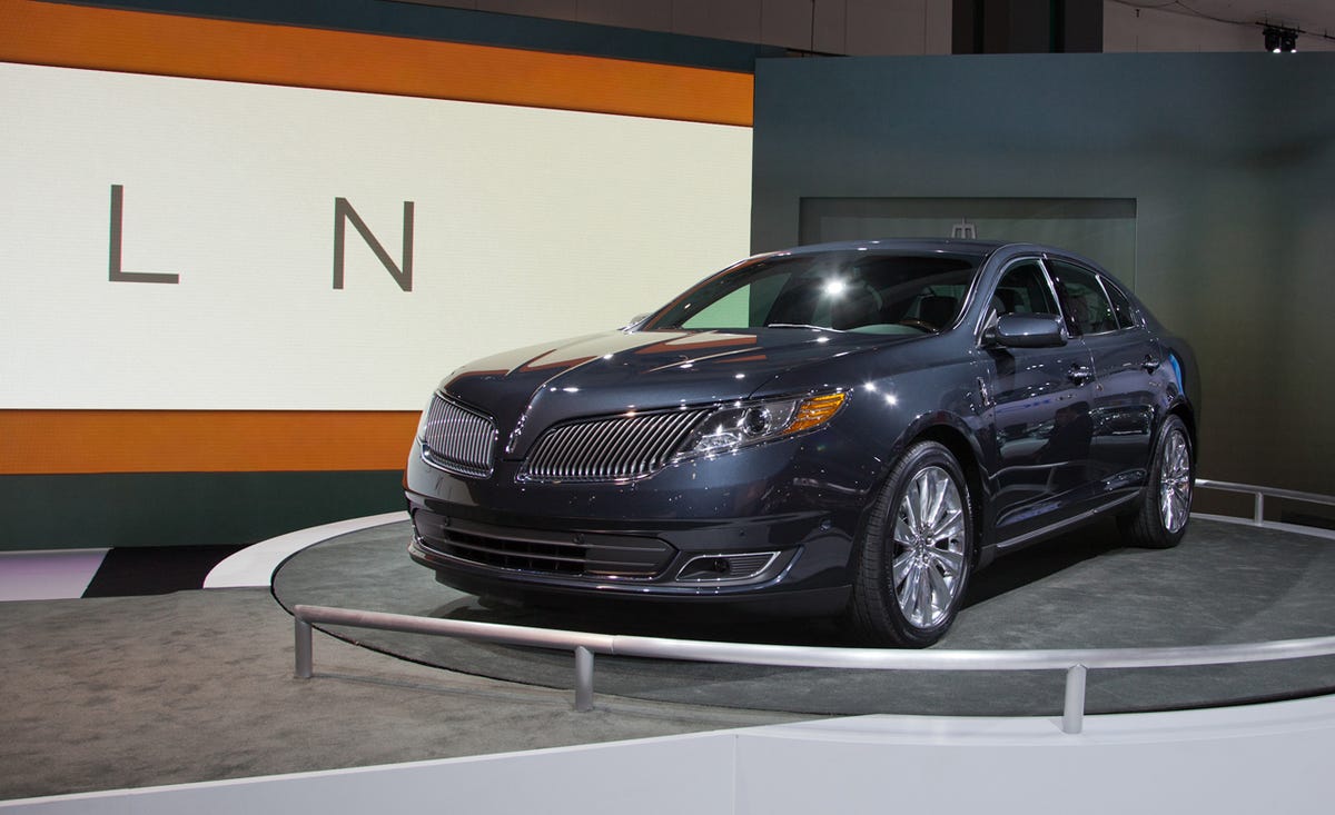 2013 Lincoln Mks Official Photos And Info Ndash News Ndash Car And Driver