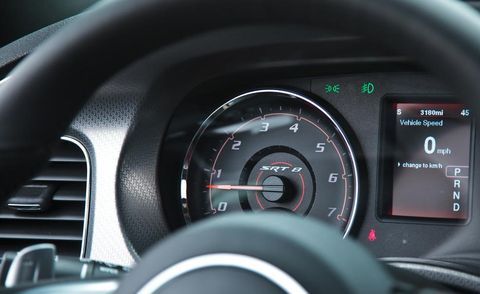 Speedometer, Gauge, Black, Trip computer, Tachometer, Measuring instrument, Luxury vehicle, Personal luxury car, Odometer, Steering wheel, 
