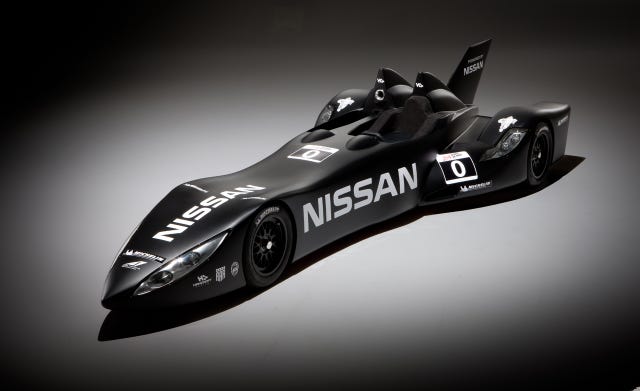 Head car is. Nissan DELTAWING. Nissan Болид. Гоночная машина Болид. Необычные гоночные машины.