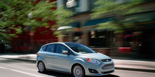 13 Ford C Max Hybrid First Drive 11 Review 11 Car And Driver