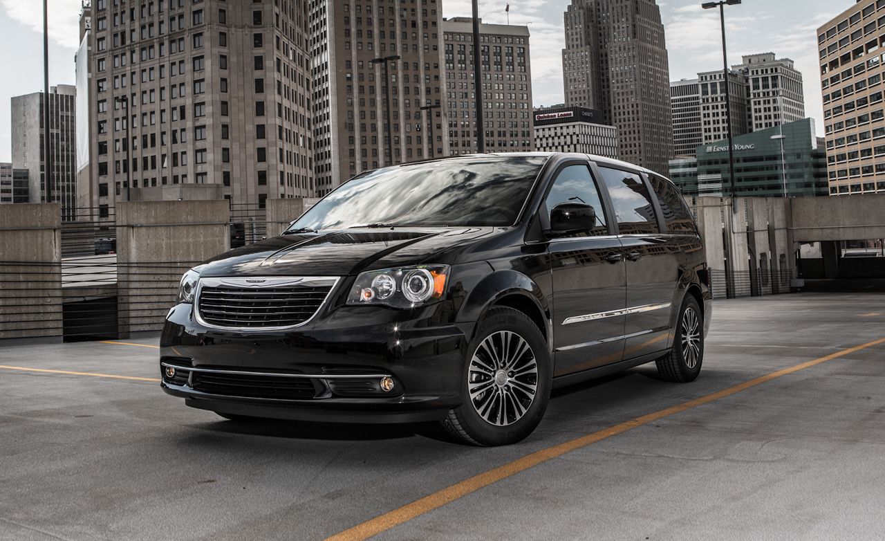 2016 Chrysler Town Country Review Pricing and Specs