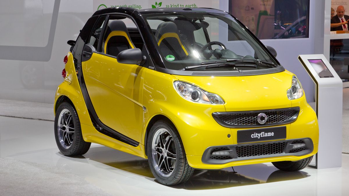 2013 Smart Fortwo Cityflame Photos and Info – News – Car and  Driver