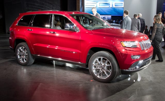 2014 Jeep Grand Cherokee Photos and Info – News – Car and Driver