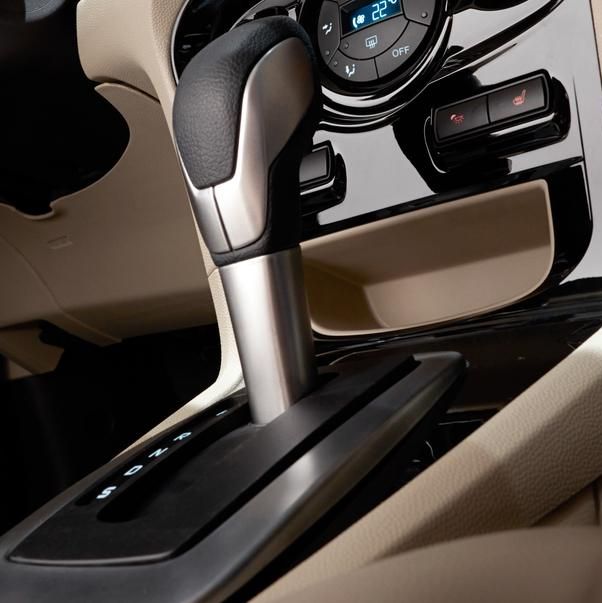Vehicle, Car, Gear shift, Personal luxury car, Mid-size car, Center console, Concept car, Crossover suv, 