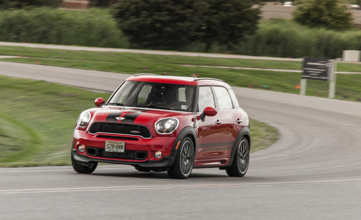 R60 MINI John Cooper Works Countryman All4 - JCW Walk Around 