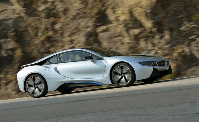 Louis Vuitton BMW i8 Fitted Luggage Set AVAILABLE - BMW i Forums