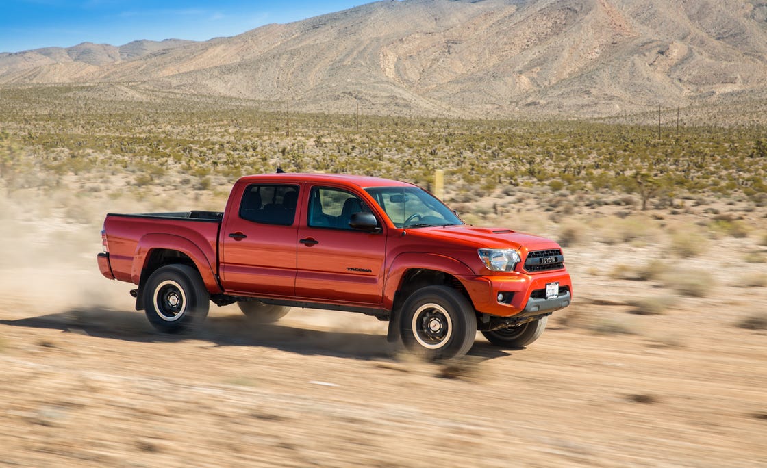 2015 Toyota Tacoma Trd Pro First Drive Review Car And Driver