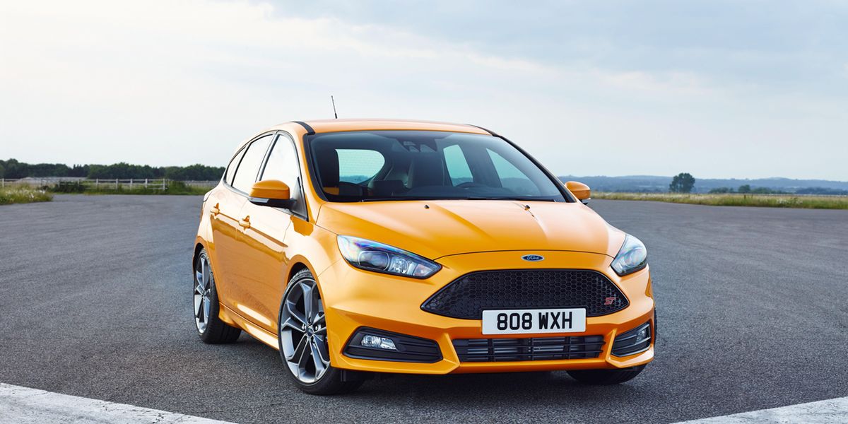 2015 Ford Focus ST Photos and Info – News – Car and Driver
