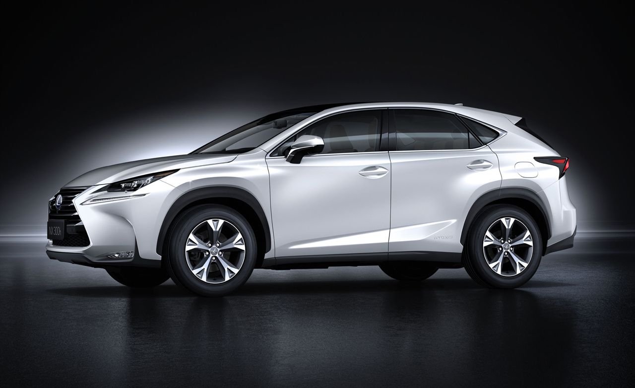 15 Lexus Nx Nx0t Nx300h Crossover Photos And Info 11 News 11 Car And Driver