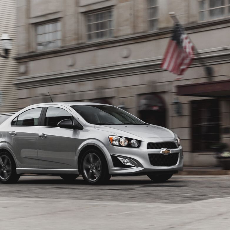 2014 Chevrolet Sonic Review, Pricing, & Pictures