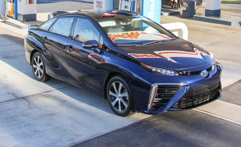 2016 Toyota Mirai Hydrogen Fuel Cell Sedan First Drive 8211 Image