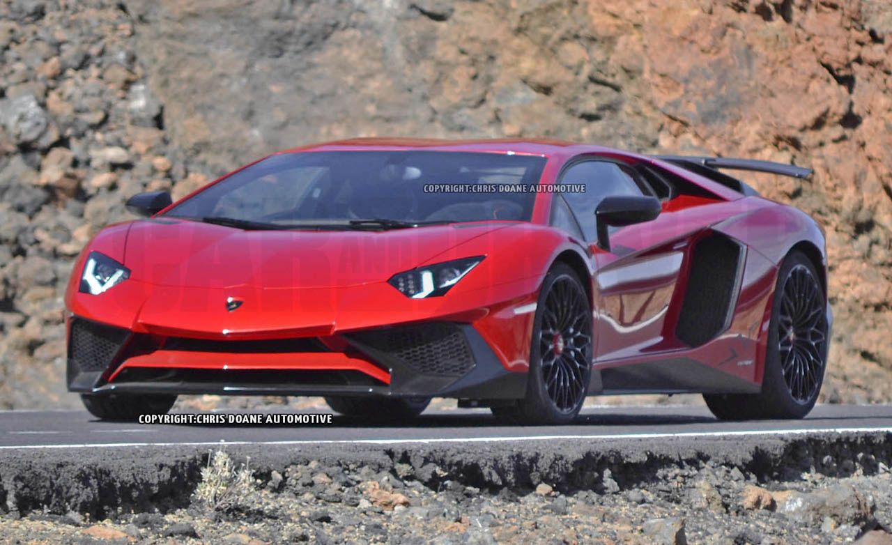 2016 Lamborghini Aventador SV Spy Photos – News – Car and Driver