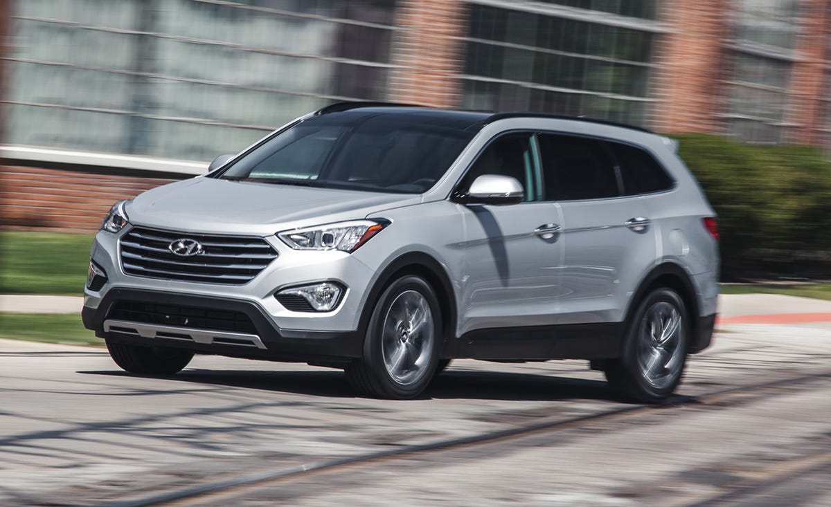 Hyundai santa fe 17 год. Hyundai Santa Fe 2015. Хендай Санта Фе 2015. Хендай Santa Fe 2015. Киа Санта Фе 2015.