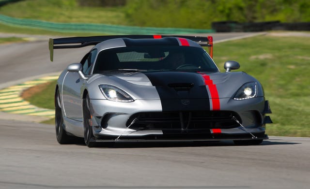 16 Dodge Viper Acr First Drive