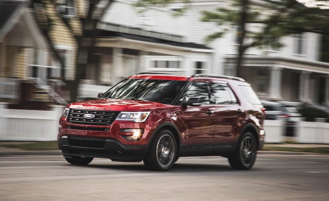 Standard Hood Fender & Mirrors | FORD EXPLORER PLATINUM 2018