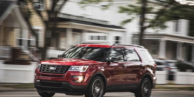 16 Ford Explorer Sport Tested What S In A Name