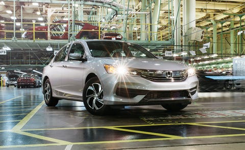 Honda Accord 2016 10best Cars 8211 Feature Car And Driver Image