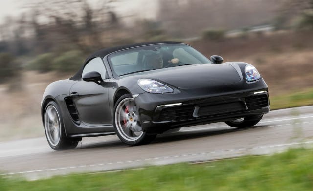 17 Porsche 718 Boxster Boxster S First Ride 11 Review 11 Car And Driver