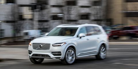 Volvo XC90 T8 es Nombrada 2016 Luxury Green Car of the Year 1