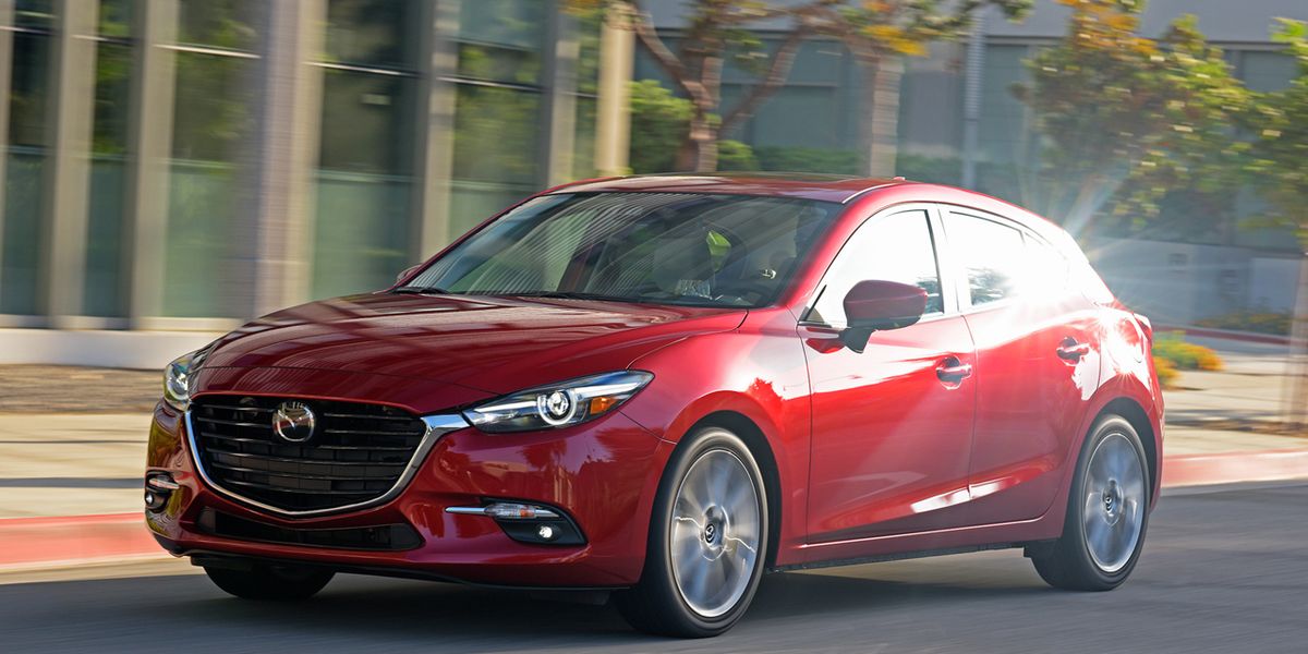  El Mazda 3 2017 debuta con una apariencia más nítida