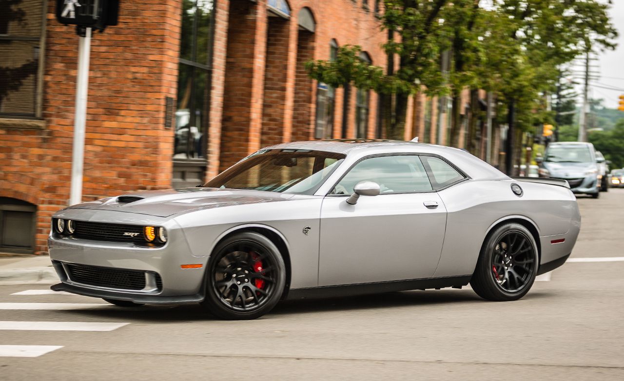 2016 dodge charger hellcat wheels