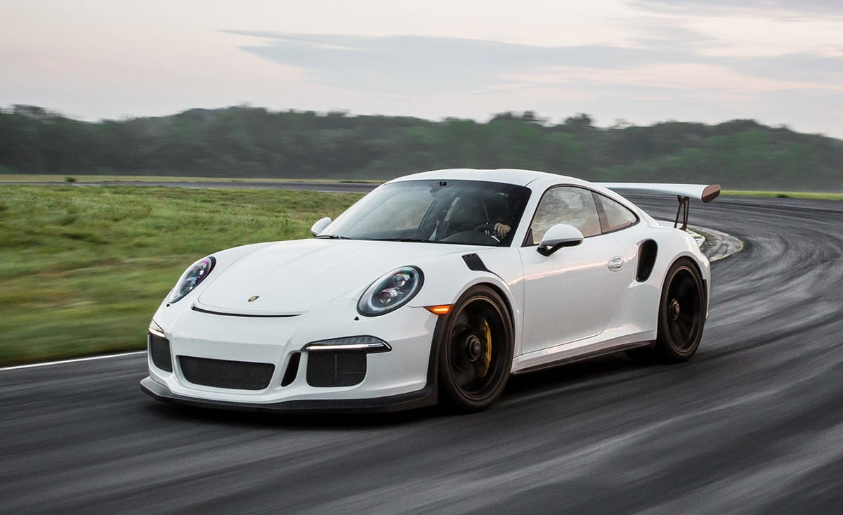 New Porsche 911 GT3 RS Makes Light Work of an Already Great Car