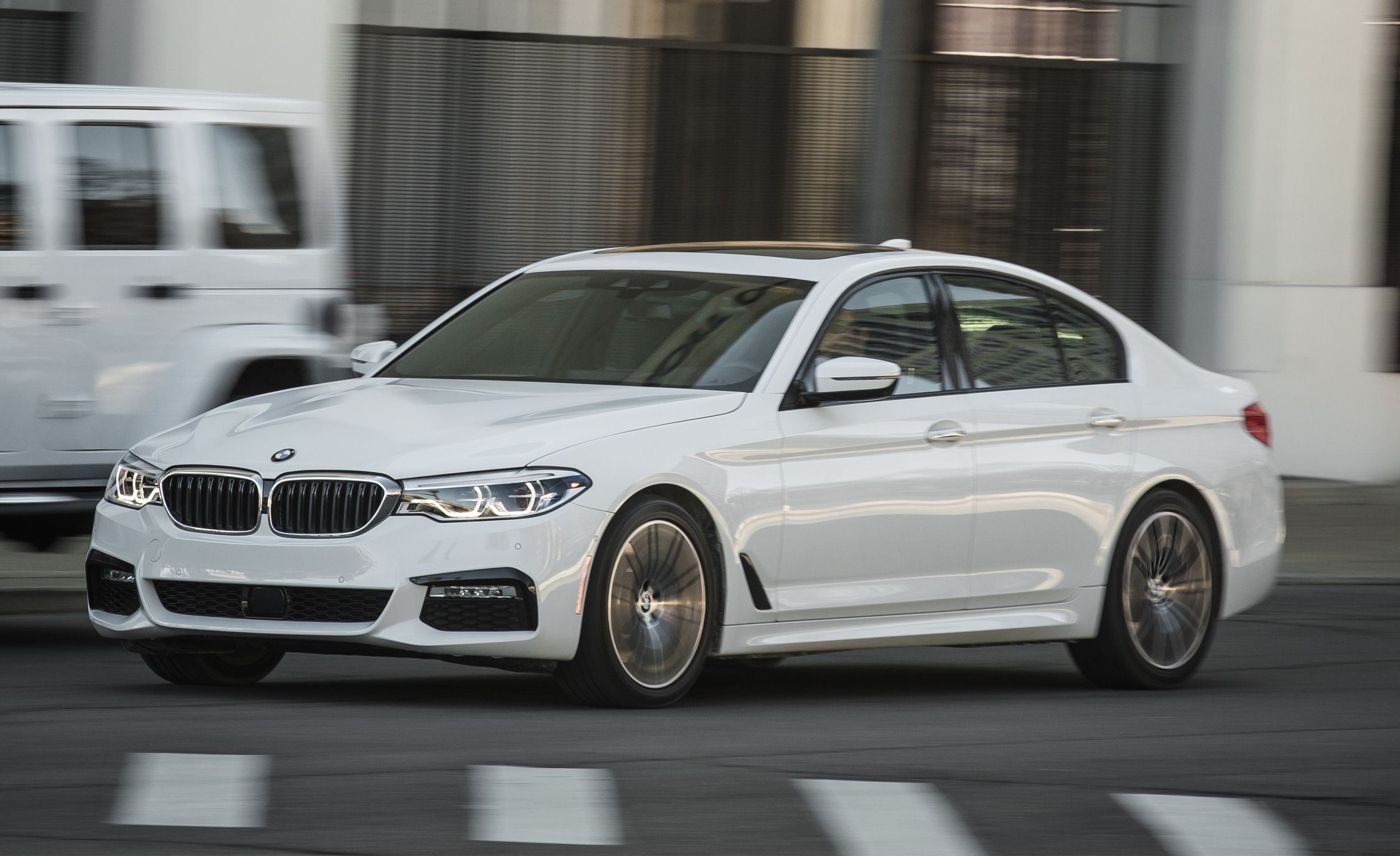 17 Bmw 540i Xdrive Test Review Car And Driver