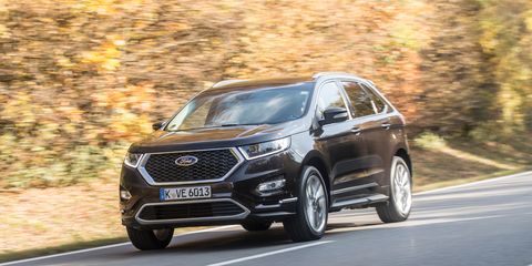 17 Ford Edge Vignale First Drive Review Car And Driver