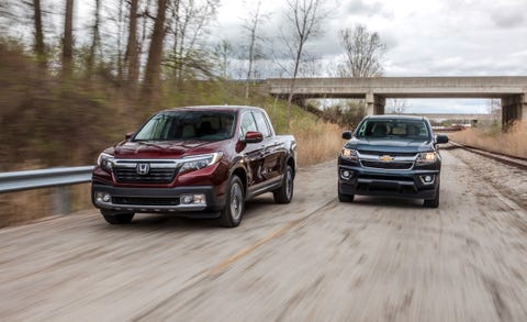 2017 Chevrolet Colorado 4wd Vs Honda Ridgeline Awd Comparison Test Car And Driver