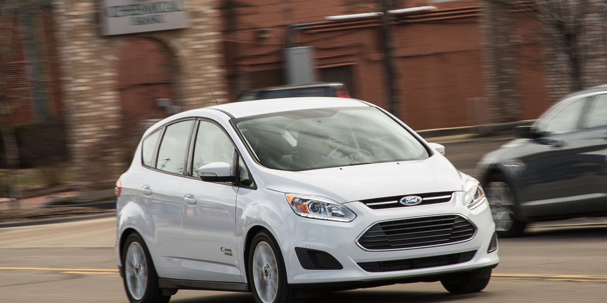 17 Ford C Max Energi Plug In Hybrid Test Review Car And Driver