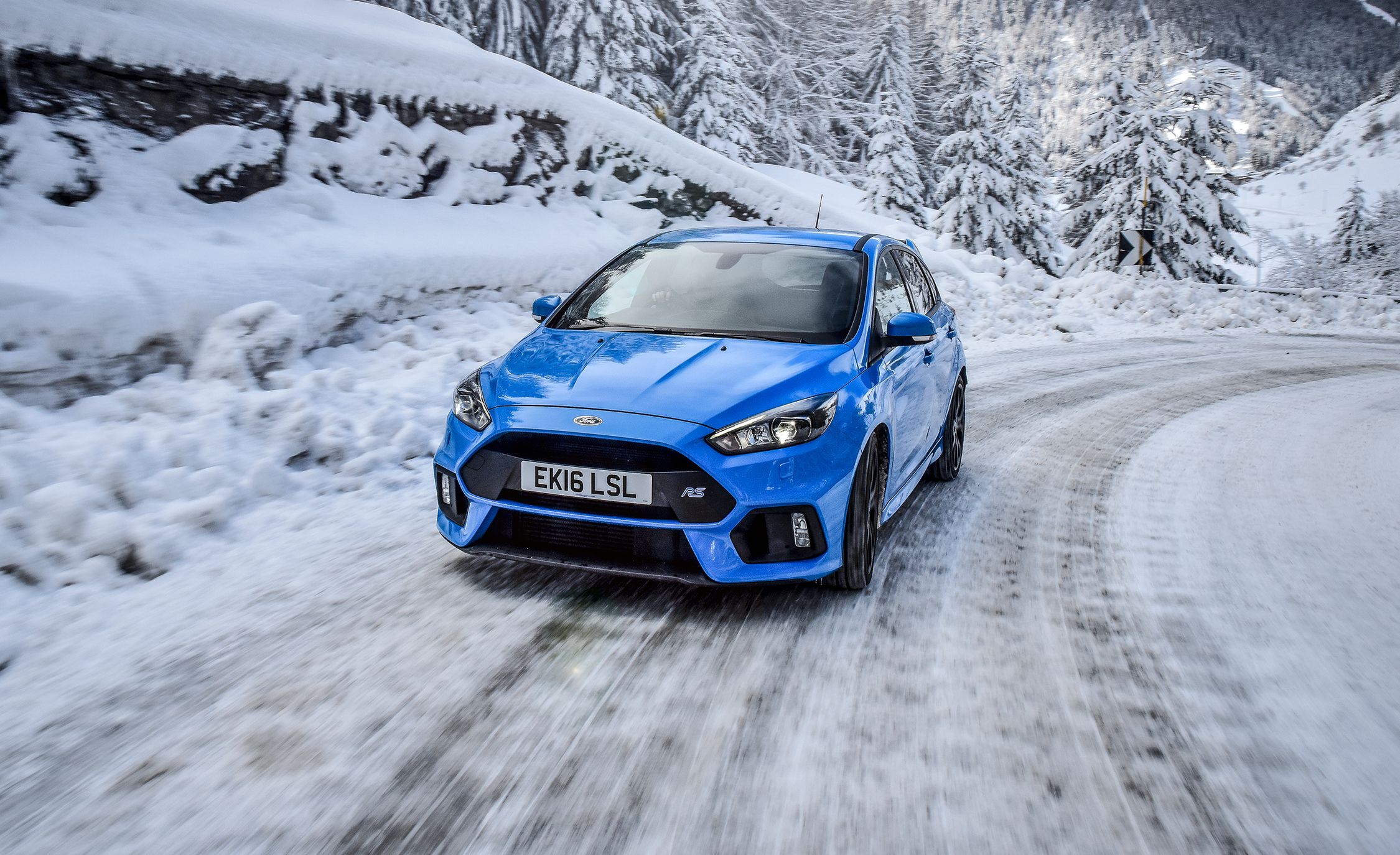 2017 Ford Focus RS Mountune Drive, Review