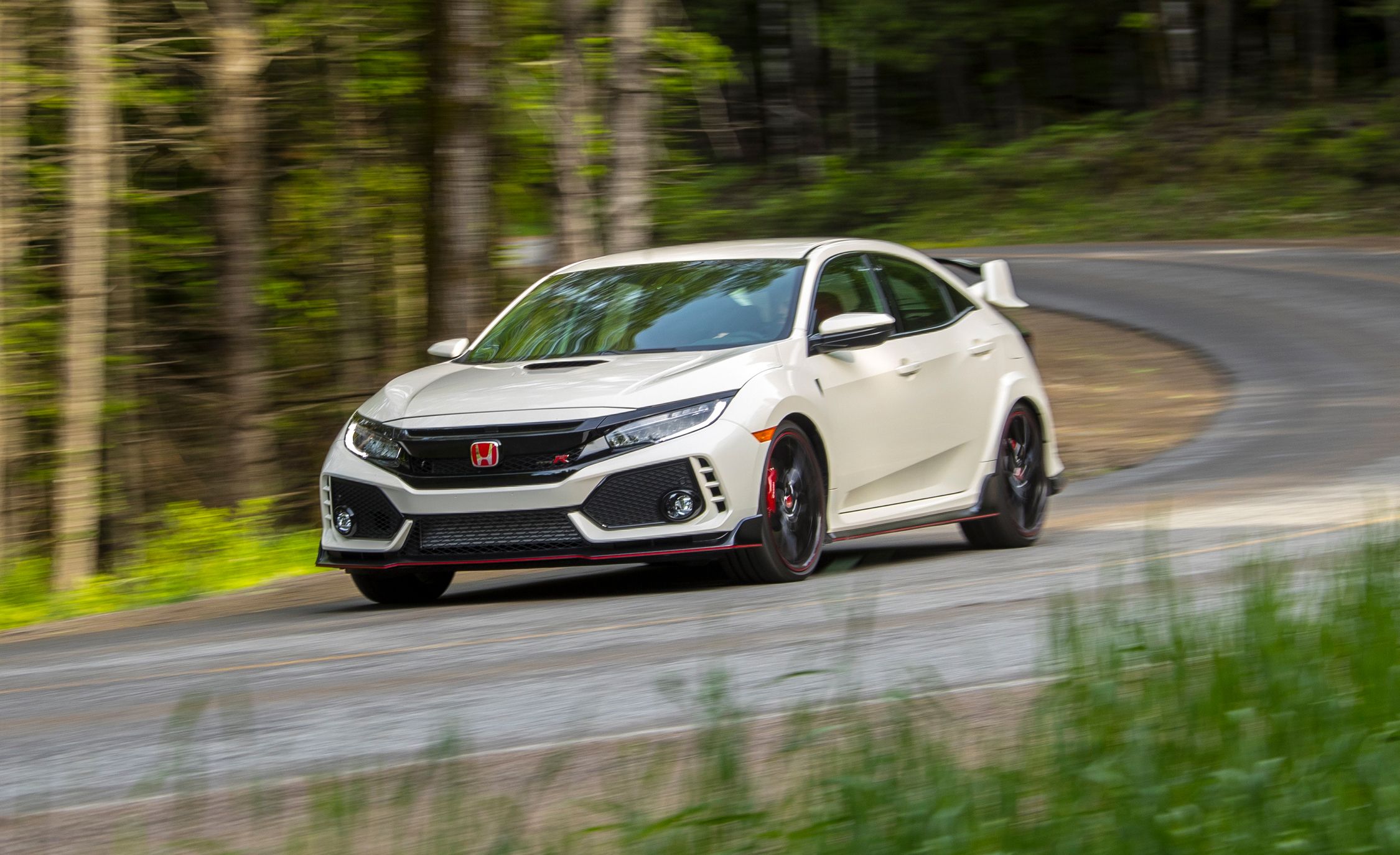 2017 Honda Civic Type R First Drive Review Car And Driver
