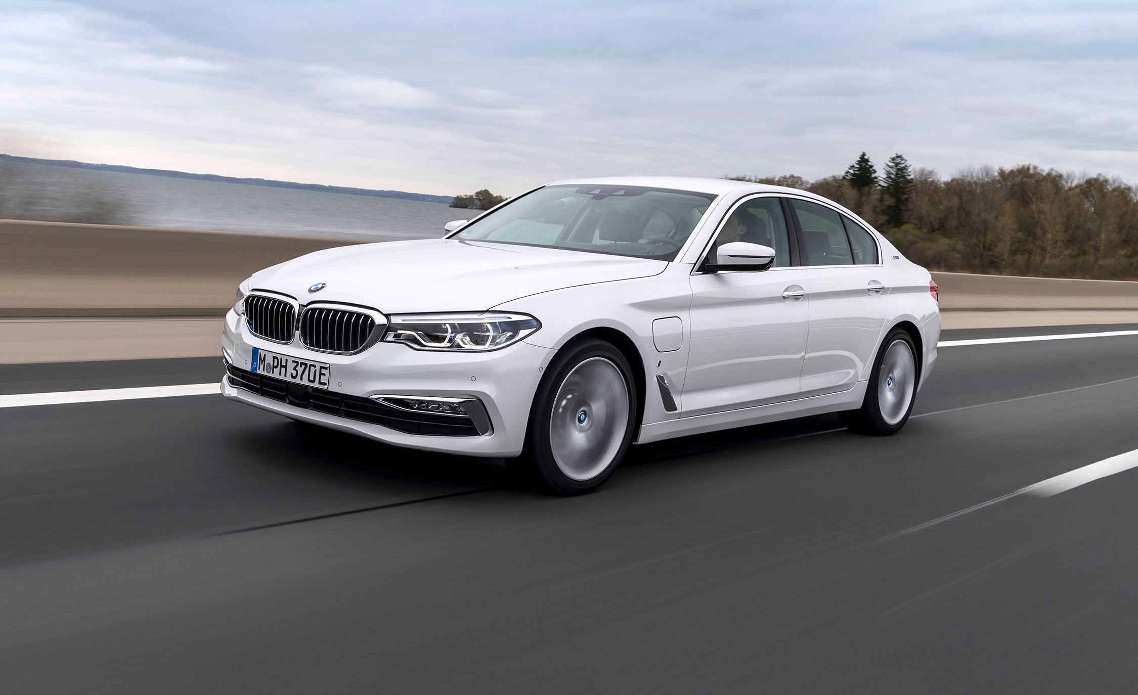 Bmw 530e store drive