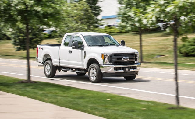 2017 Ford F-250 Super Duty V-8 SuperCab 4x4